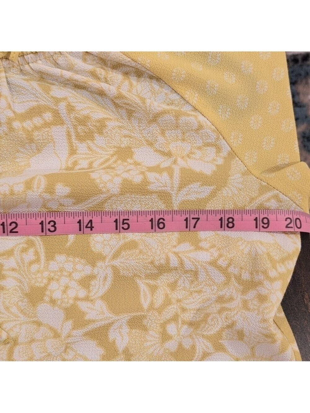 Vince Camuto Blouse, size Small , Balloon reglan long sleeves,lemon yellow color - Picture 5 of 6